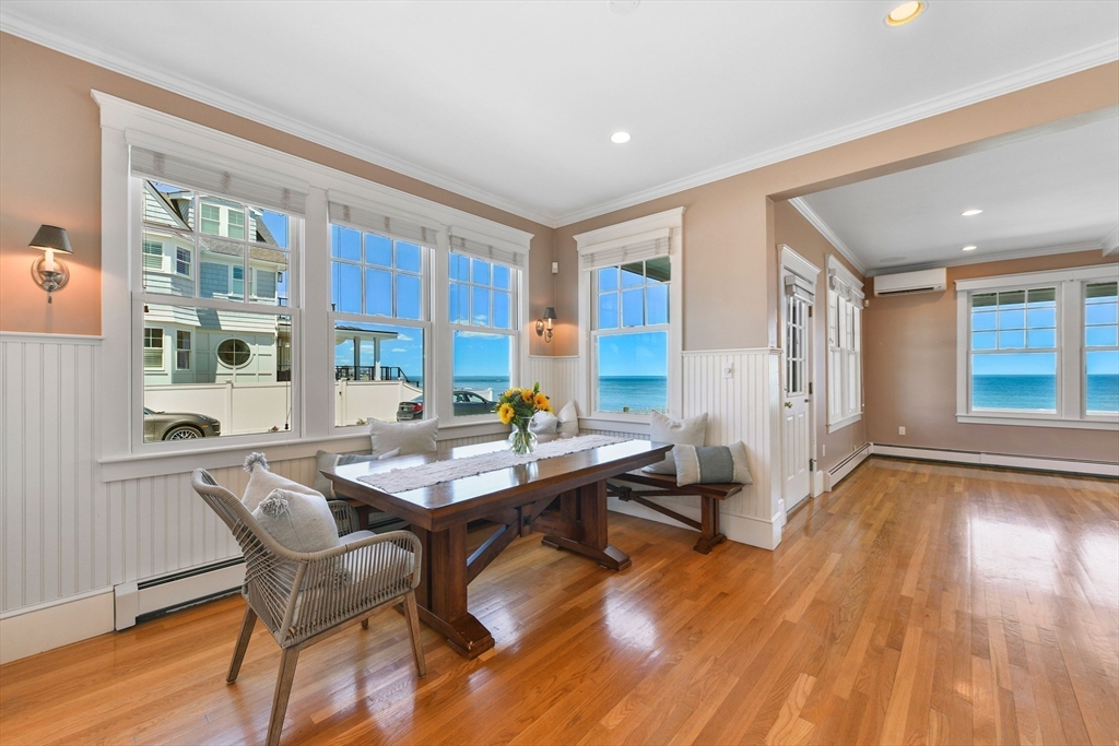 351 Beach Ave