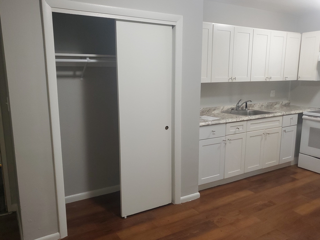 760 Cummins Highway 36