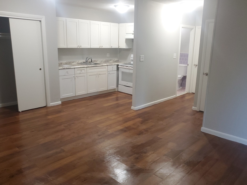 760 Cummins Highway 36