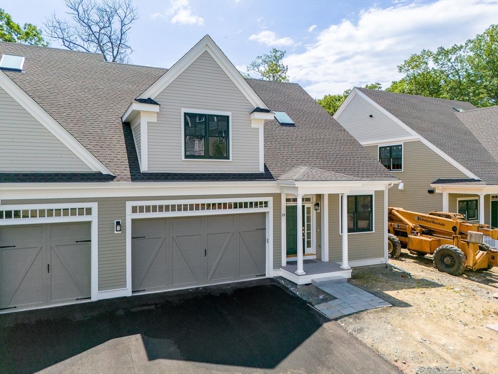18 Talbot Lane 18