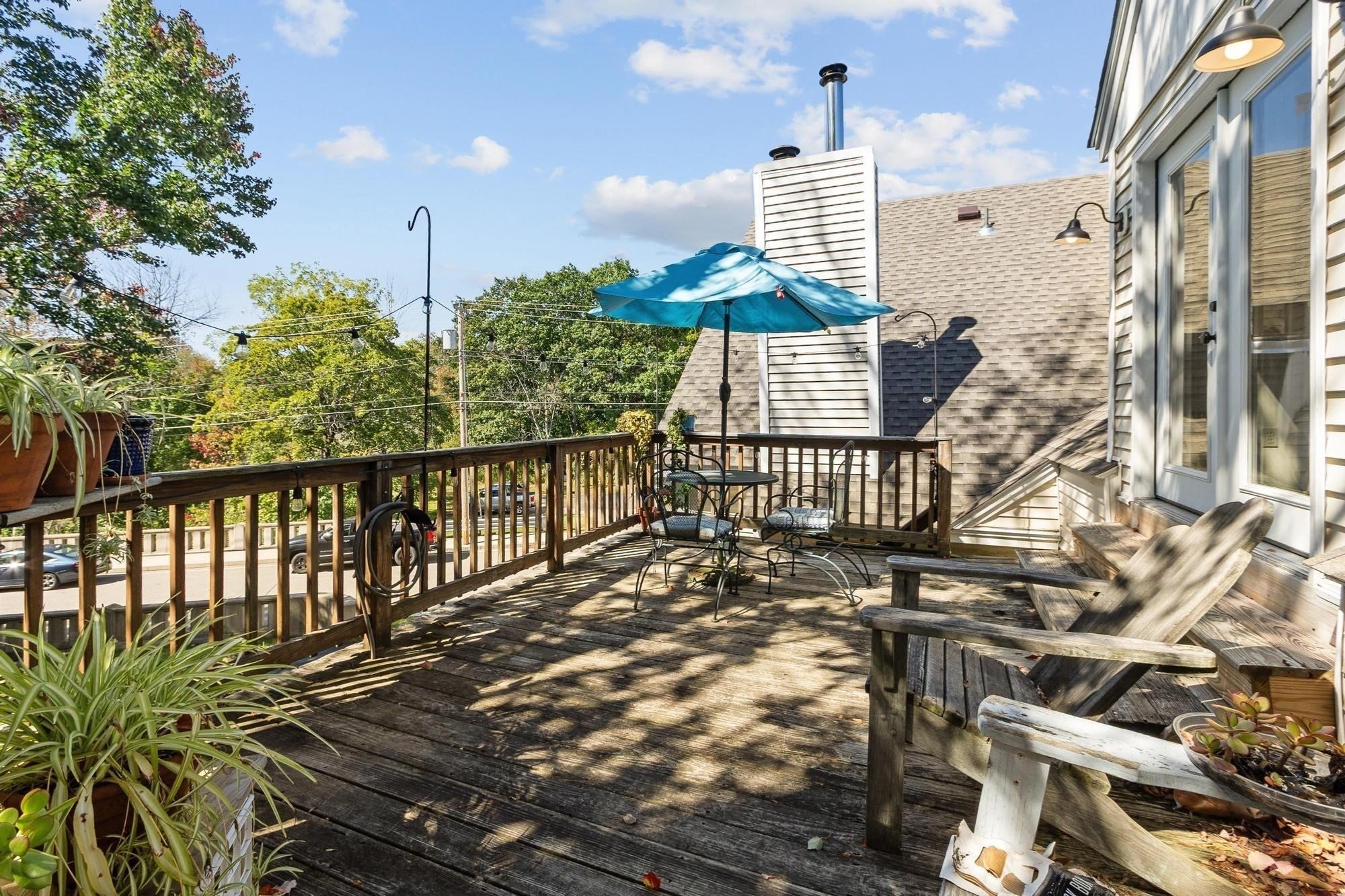 14 Travers St