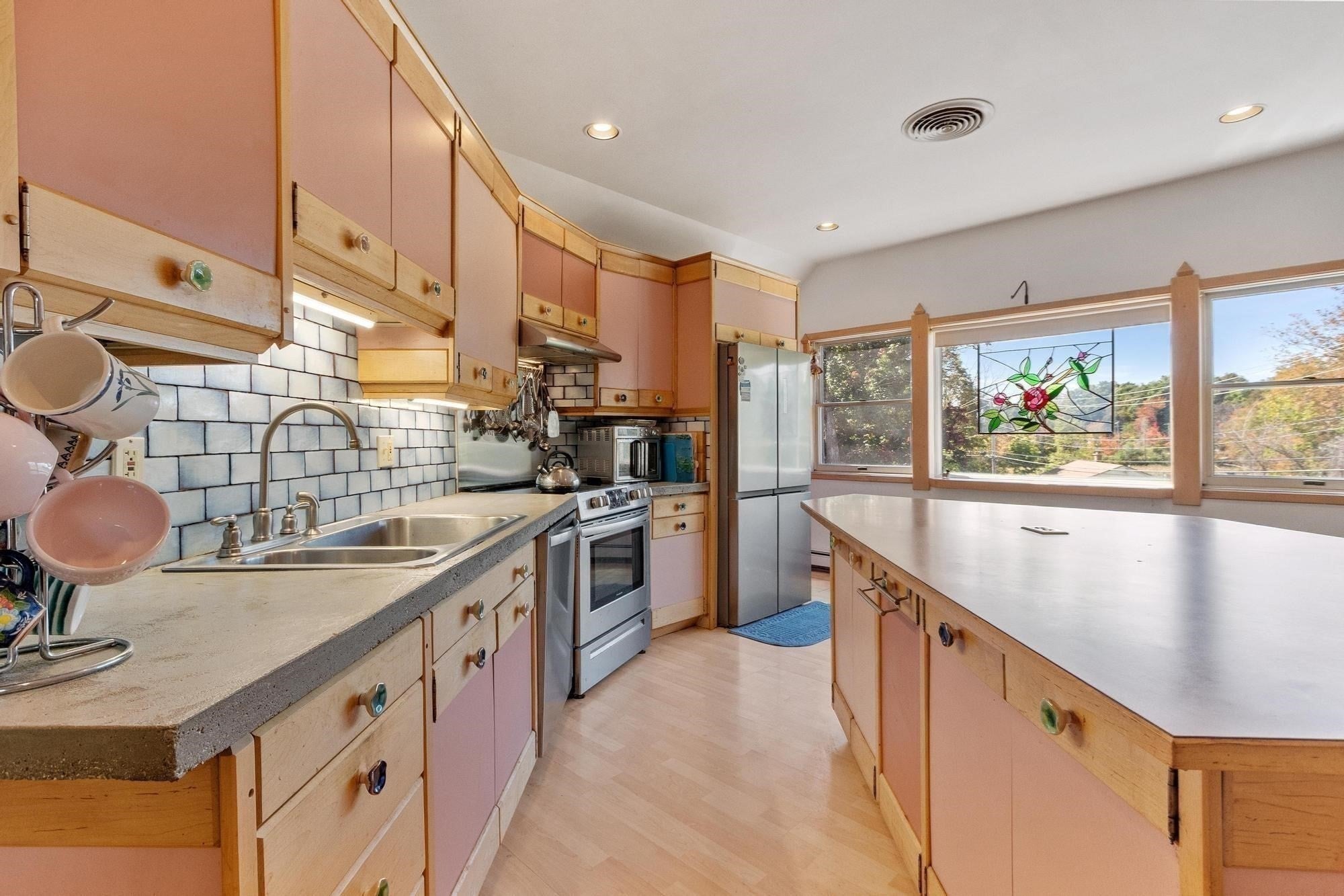 14 Travers St, Gardner, MA, 14 Travers St, Gardner, MA Photo #12
