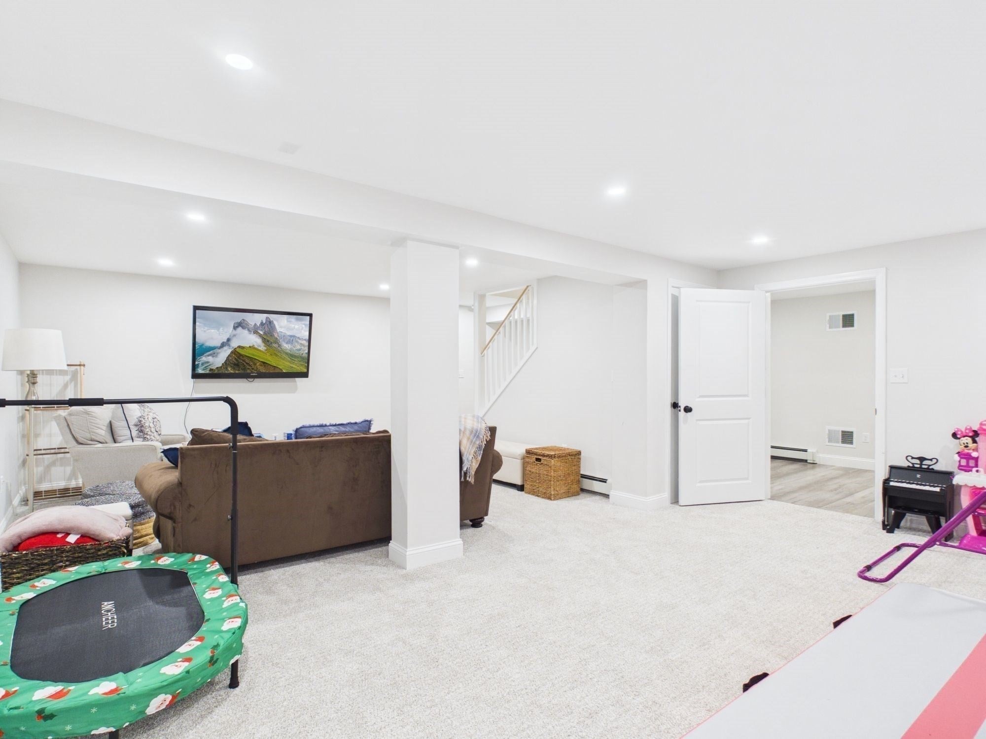 172 Landry Ave, North Attleboro, MA, 172 Landry Ave, North Attleboro, MA Photo #23