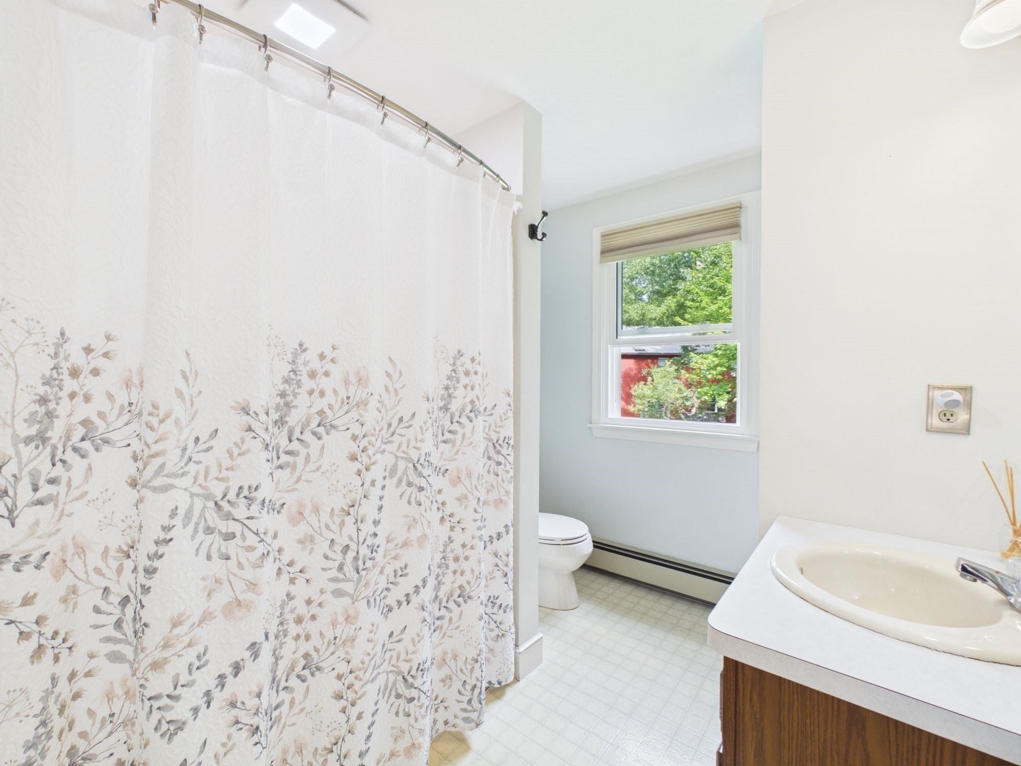 172 Landry Ave, North Attleboro, MA, 172 Landry Ave, North Attleboro, MA Photo #33
