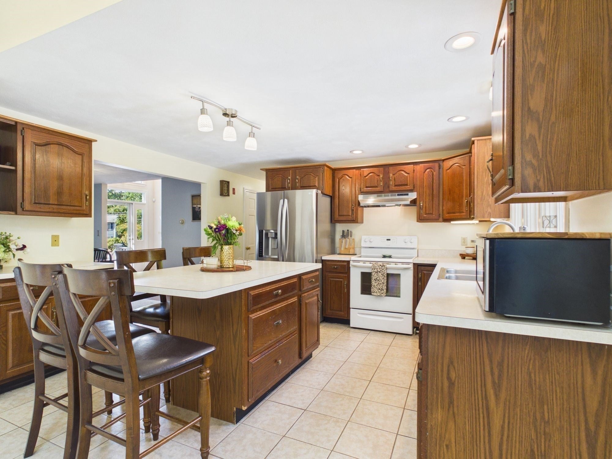 172 Landry Ave, North Attleboro, MA, 172 Landry Ave, North Attleboro, MA Photo #7