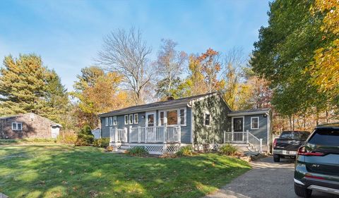 Photo of 46 Sylvain St, Raynham, MA 02767 (MLS # 73448769) Photo of 46 Sylvain St, Raynham, MA 02767 (MLS # 73448769)