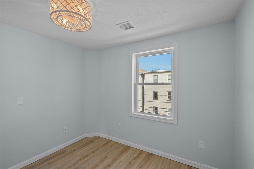 25 Lebanon St #C, Fall River, MA Photo #29
