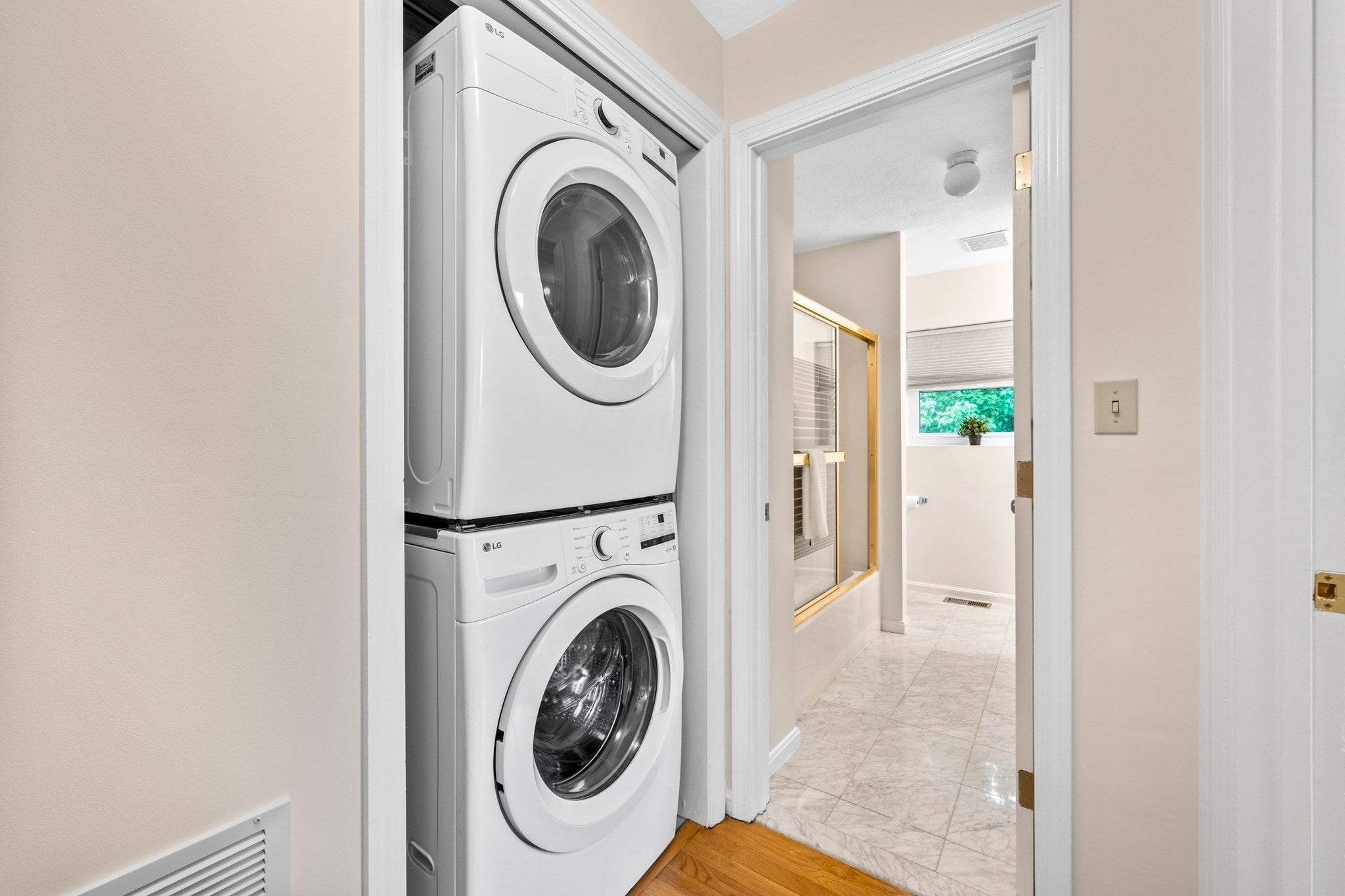 289 Market St #B, Boston, MA, 289 Market St #B, Boston, MA Photo #17