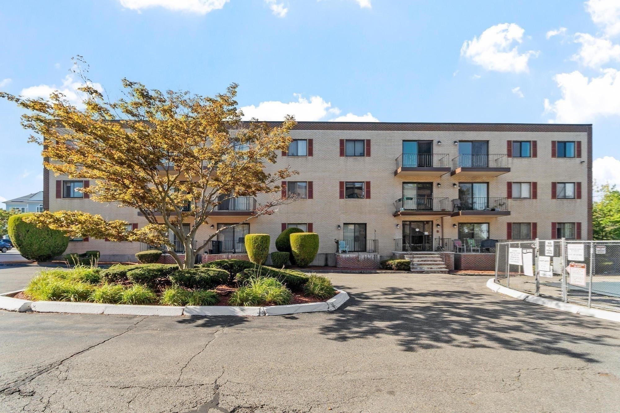 406-U 307 Broadway 307