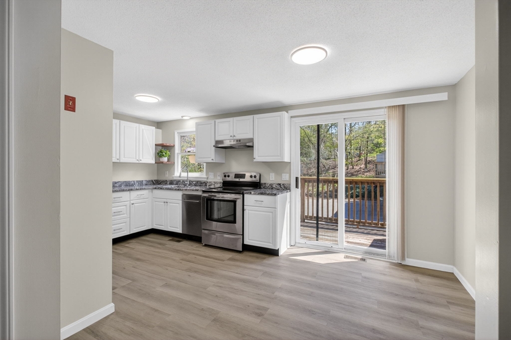 752 S Main St 752