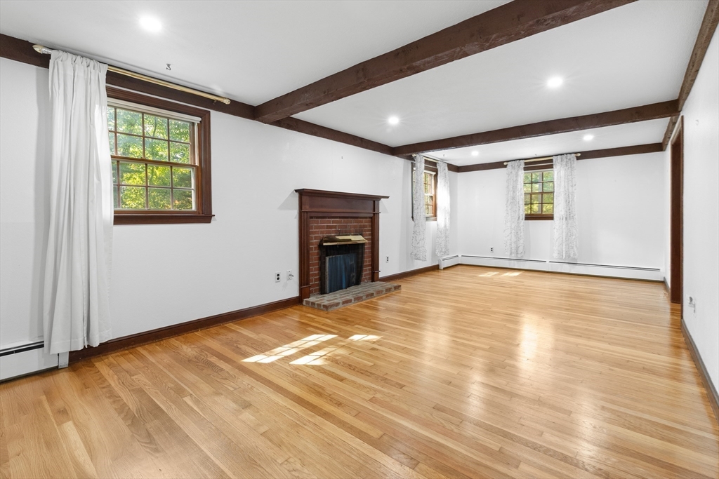 182 Georgetown Rd