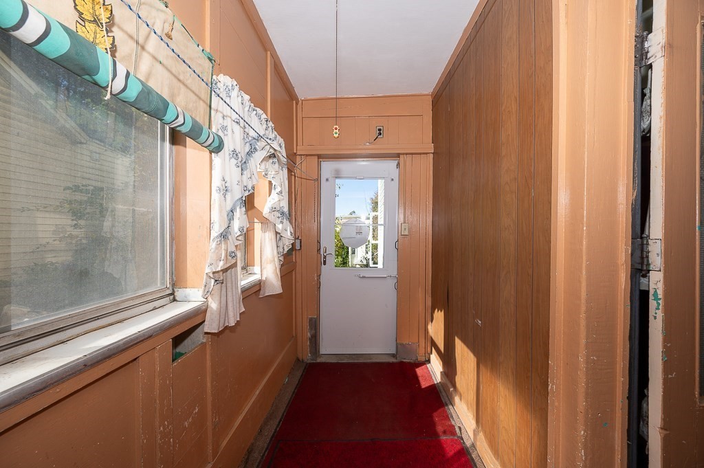 91 Fox St