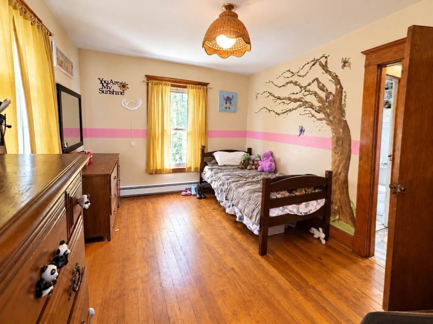 90 College St, Chicopee, MA, 90 College St, Chicopee, MA Photo #11