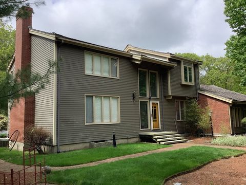 14 Midland Rd Lynnfield MA 01940