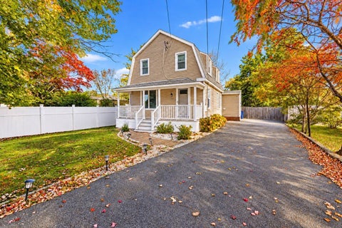 Photo of 1227 Old Plainville Rd, New Bedford, MA 02745 (MLS # 73589769)