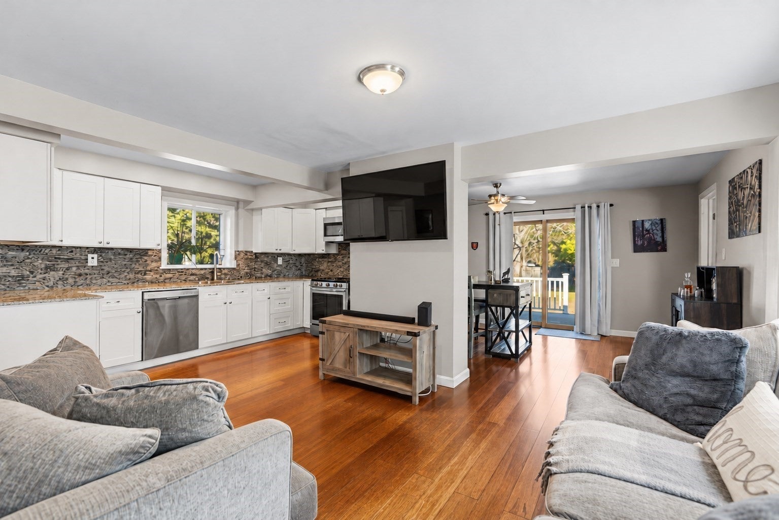 1227 Old Plainville Rd, New Bedford, MA, 1227 Old Plainville Rd, New Bedford, MA Photo #10