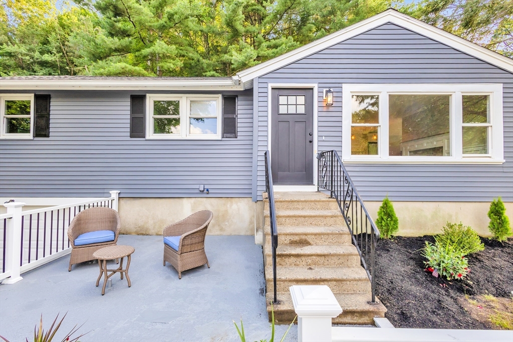 33 Ontario Dr