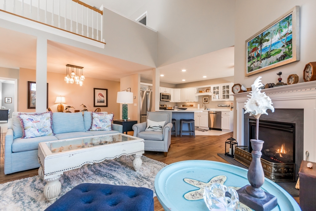 13 Hollyhock Knoll Ct 13
