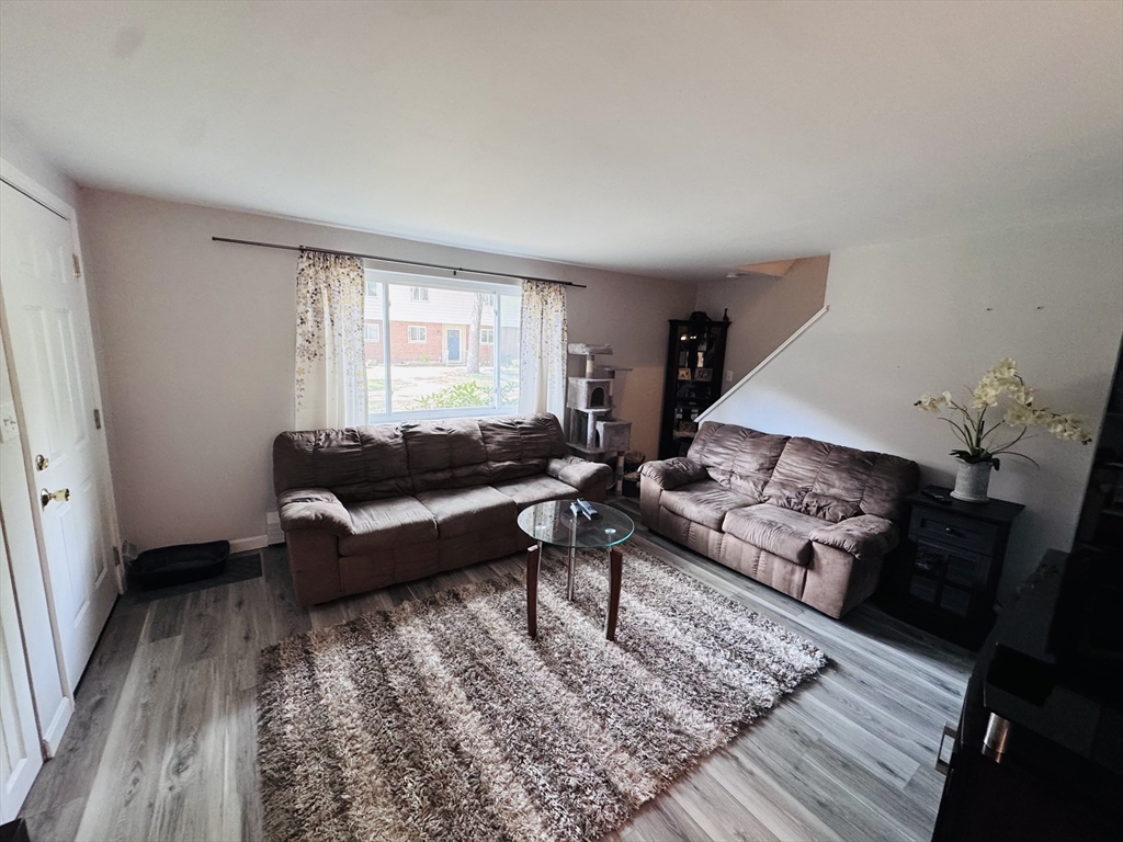 155 Bishop Dr 155