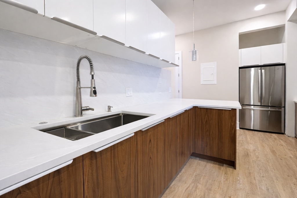 271 Dartmouth St. 2F