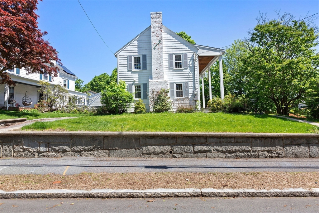 89 Woburn St