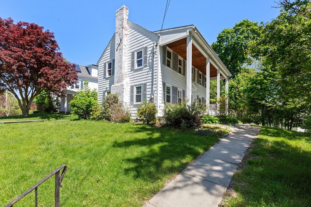 89 Woburn St