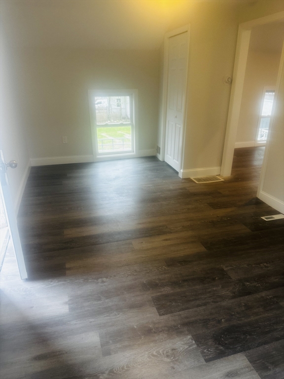 558 Pleasant Street 2