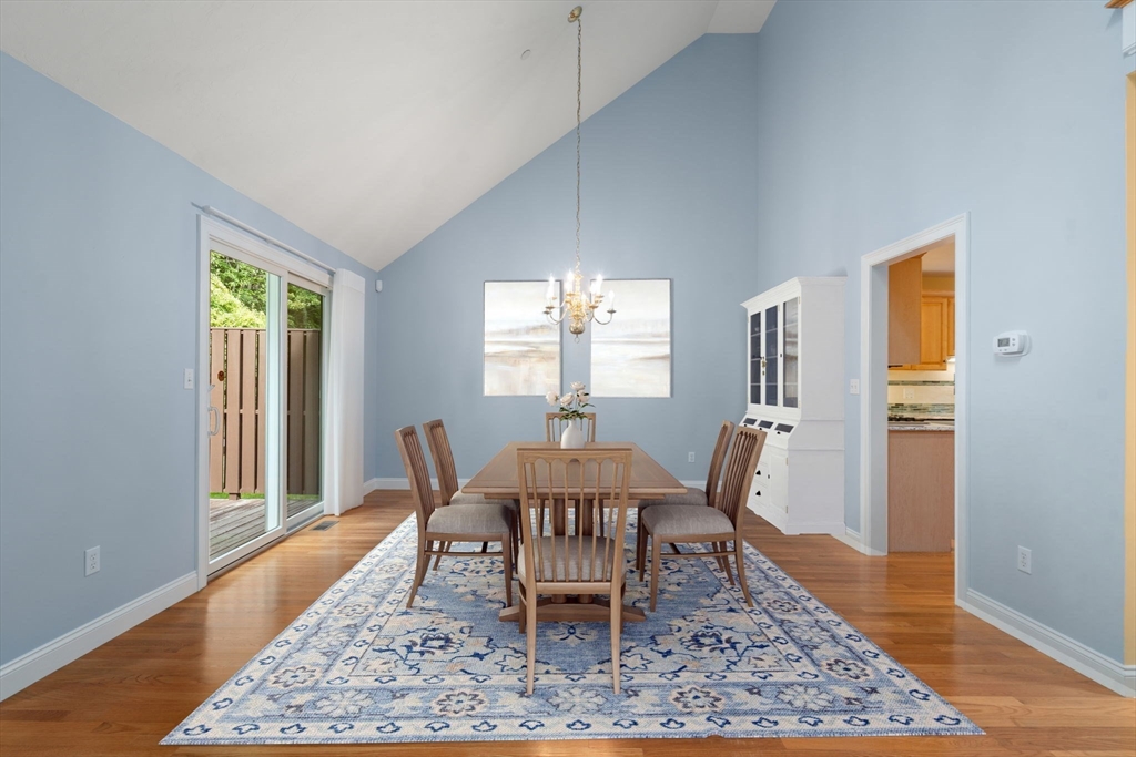 1605 Wisteria Way 1605