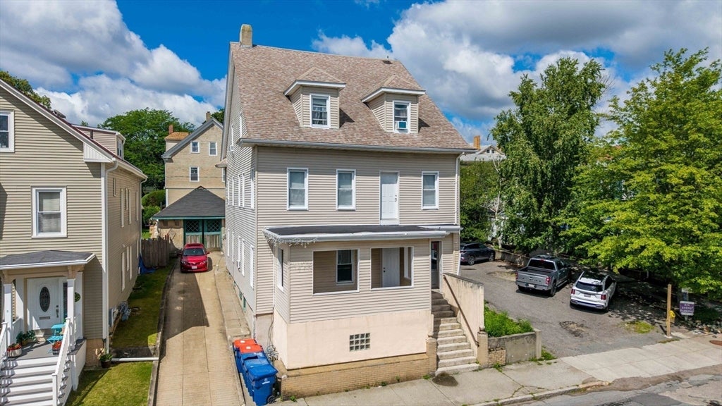Photo of 283 Pleasant St, New Bedford, MA