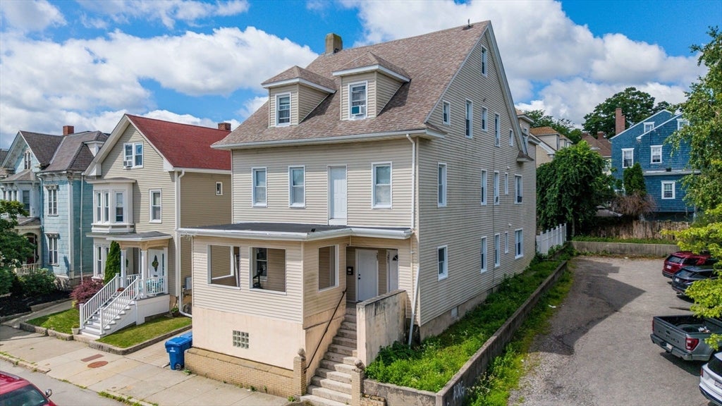 283 Pleasant St
