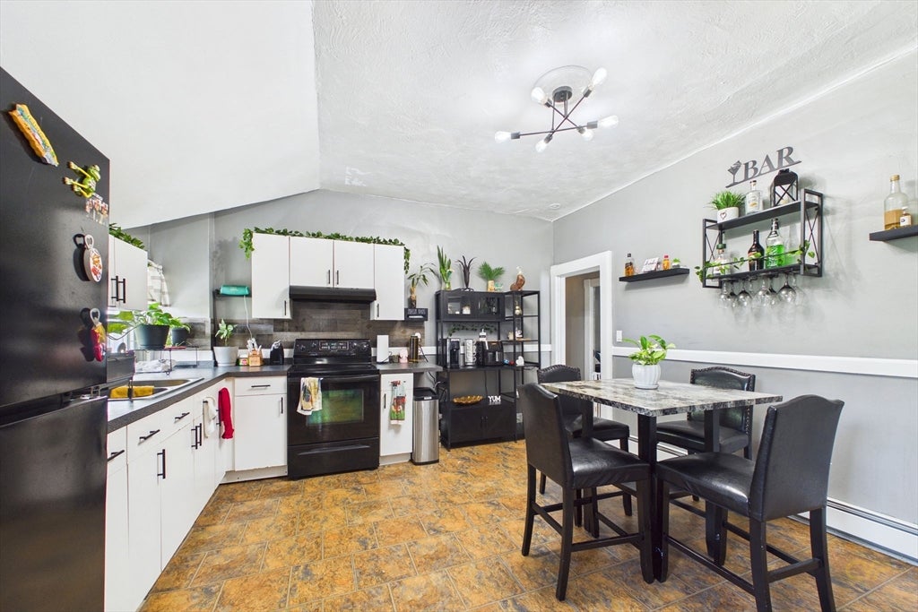 283 Pleasant St, New Bedford, MA, 283 Pleasant St, New Bedford, MA Photo #9