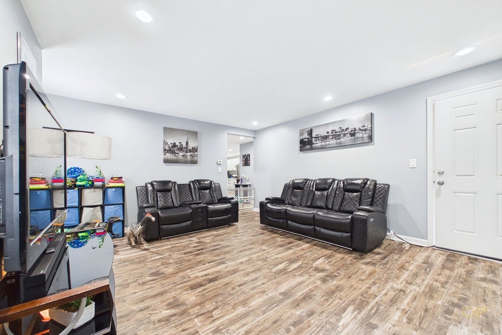 283 Pleasant St, New Bedford, MA, 283 Pleasant St, New Bedford, MA Photo #30