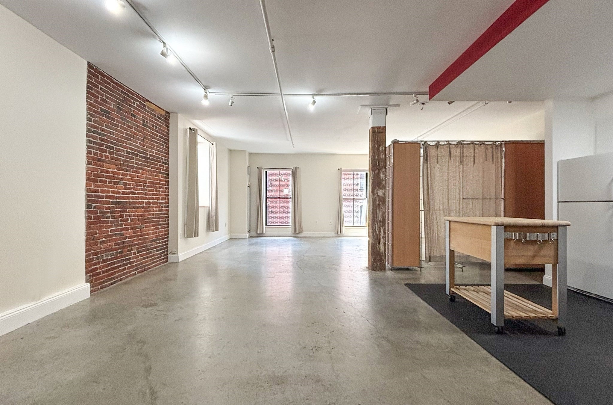 172 Middle St #303, Lowell, MA Photo #4