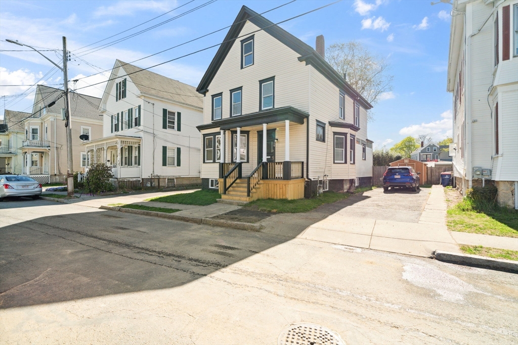 19 Richmond St