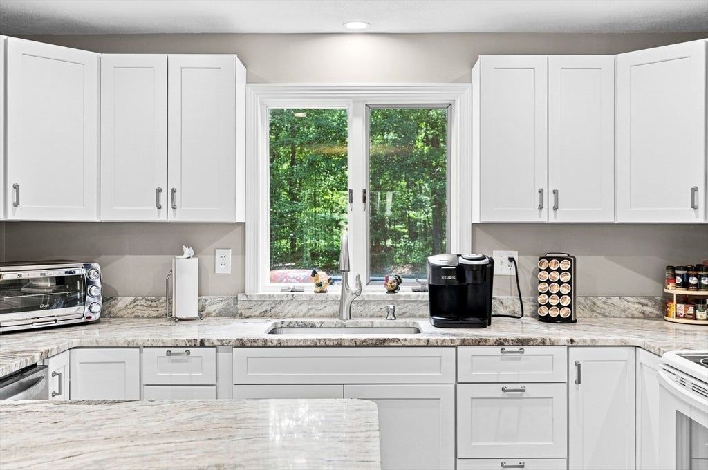 170 Rocky Hill Rd, Rehoboth, MA, 170 Rocky Hill Rd, Rehoboth, MA Photo #6