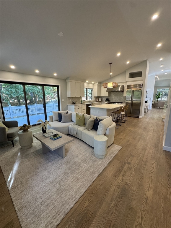 7 Wainwright Rd. 13