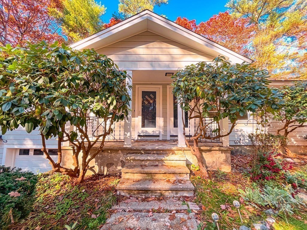315 Oak St 1