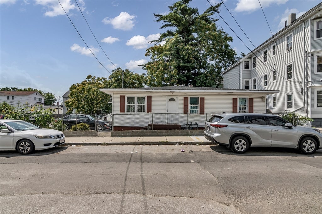 28 Exchange St, Lawrence, MA, 28 Exchange St, Lawrence, MA Photo #2