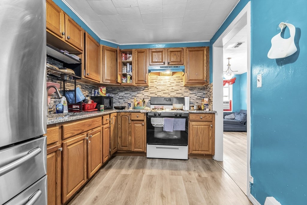 28 Exchange St, Lawrence, MA, 28 Exchange St, Lawrence, MA Photo #10