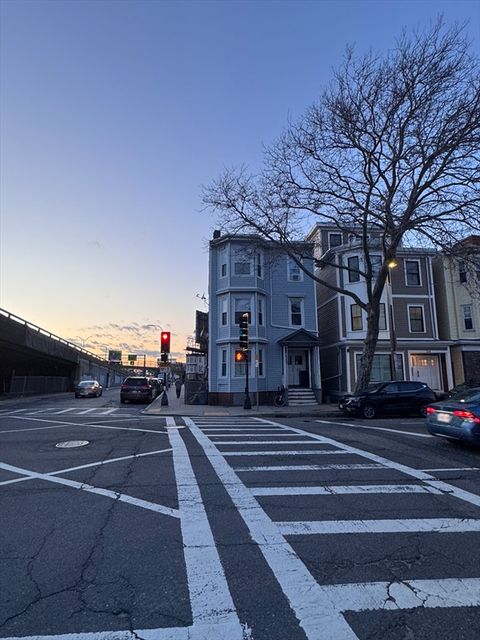 132 Chelsea St Boston MA 02128