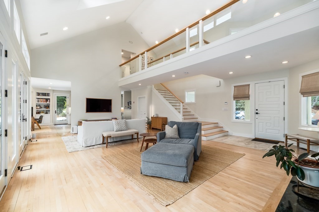 33 Forster Rd