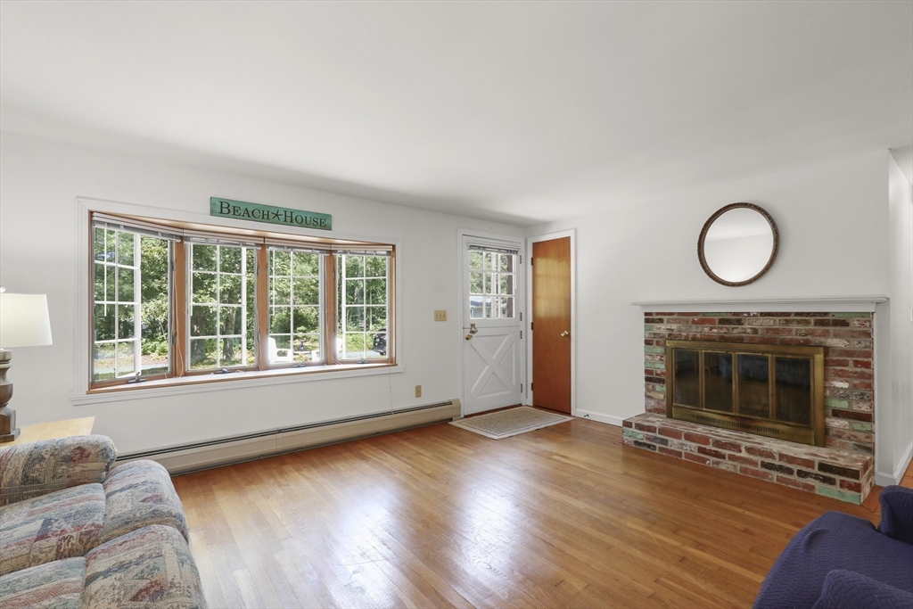 15 Driftwood Ln
