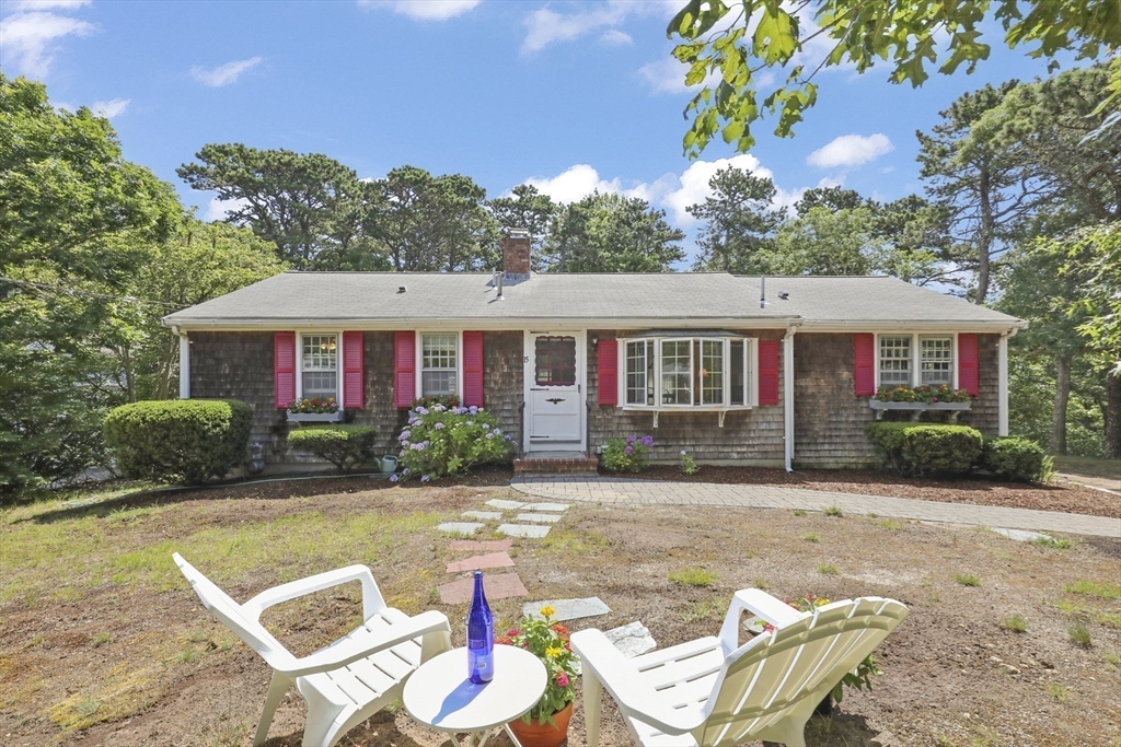 15 Driftwood Ln