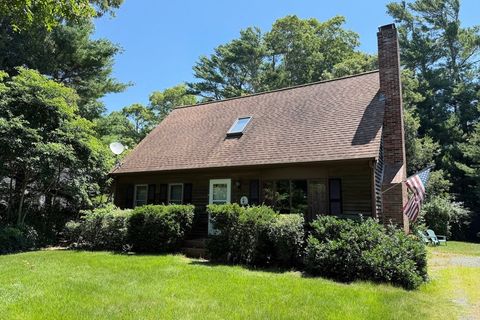 Photo of 729 Old Barnstable Rd, Falmouth, MA 02536 (MLS # 73547581)