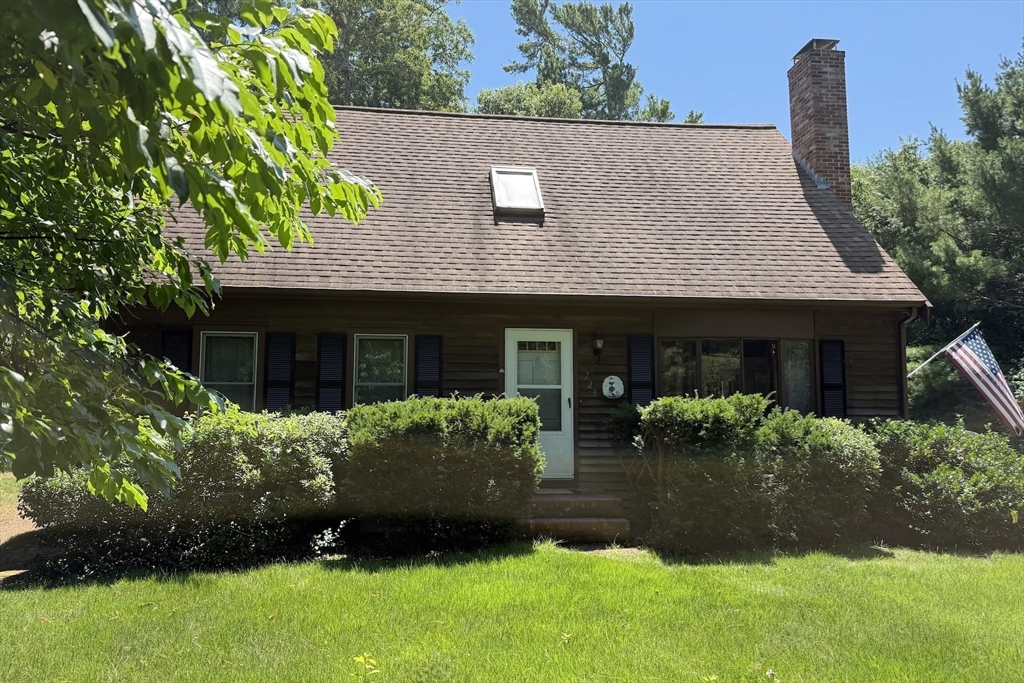 729 Old Barnstable Rd