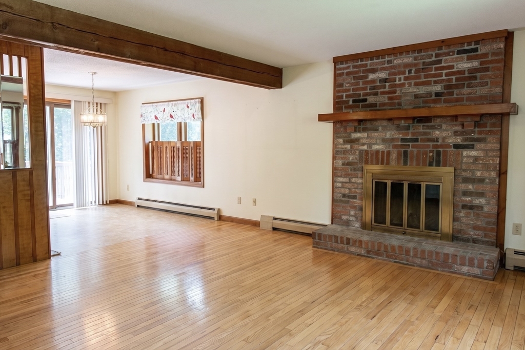 729 Old Barnstable Rd