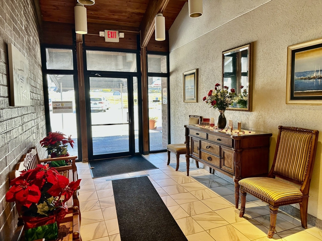 4234 N. Main Street 208