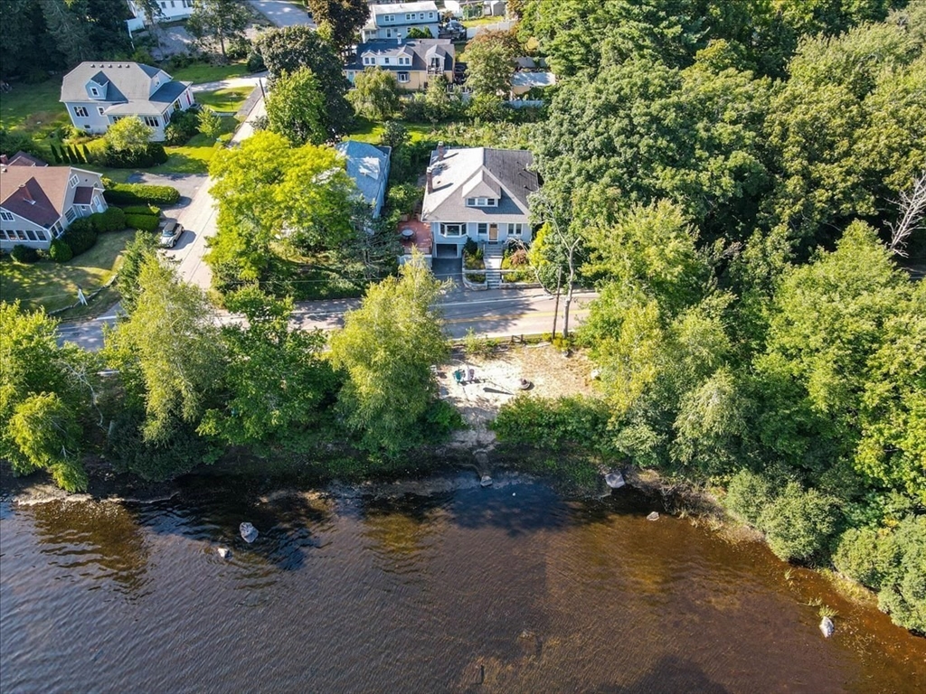 139 Beach St