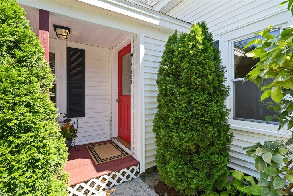 91 Speen Street