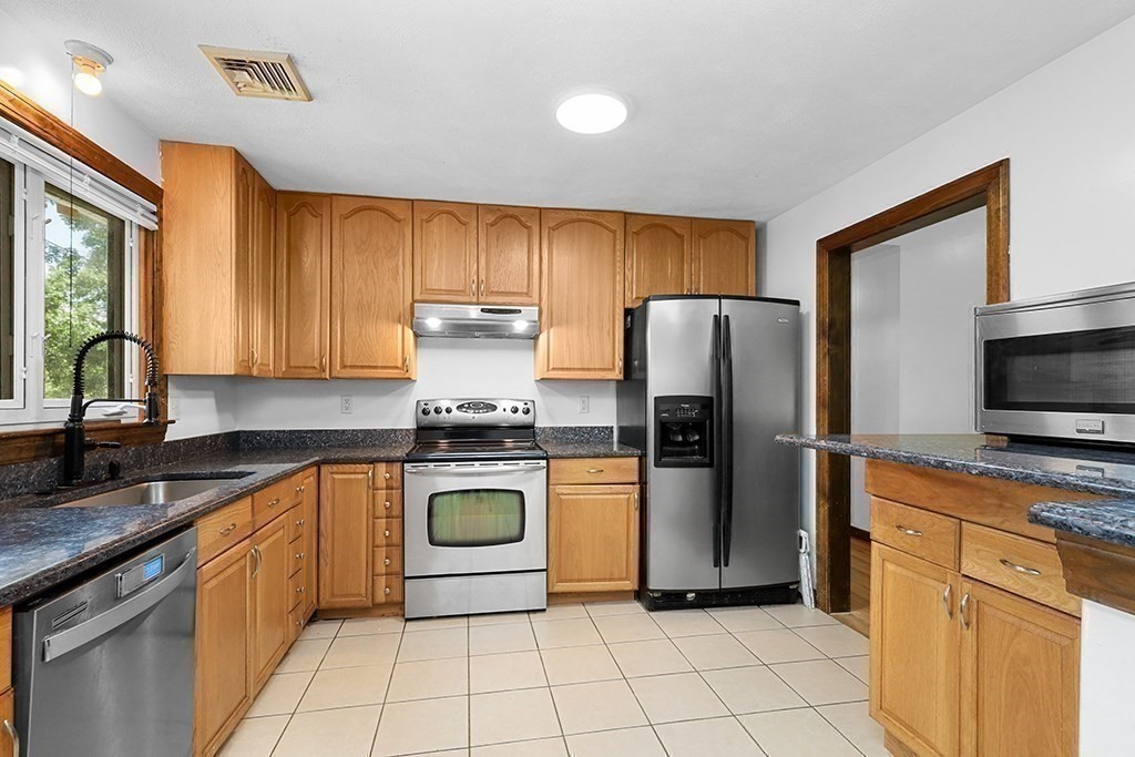 163 Walnut Rd